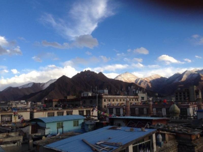 Tashitakge Hotel Lhasa Zewnętrze zdjęcie