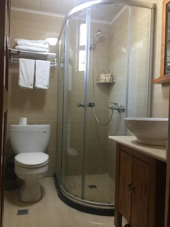 Tashitakge Hotel Lhasa Zewnętrze zdjęcie