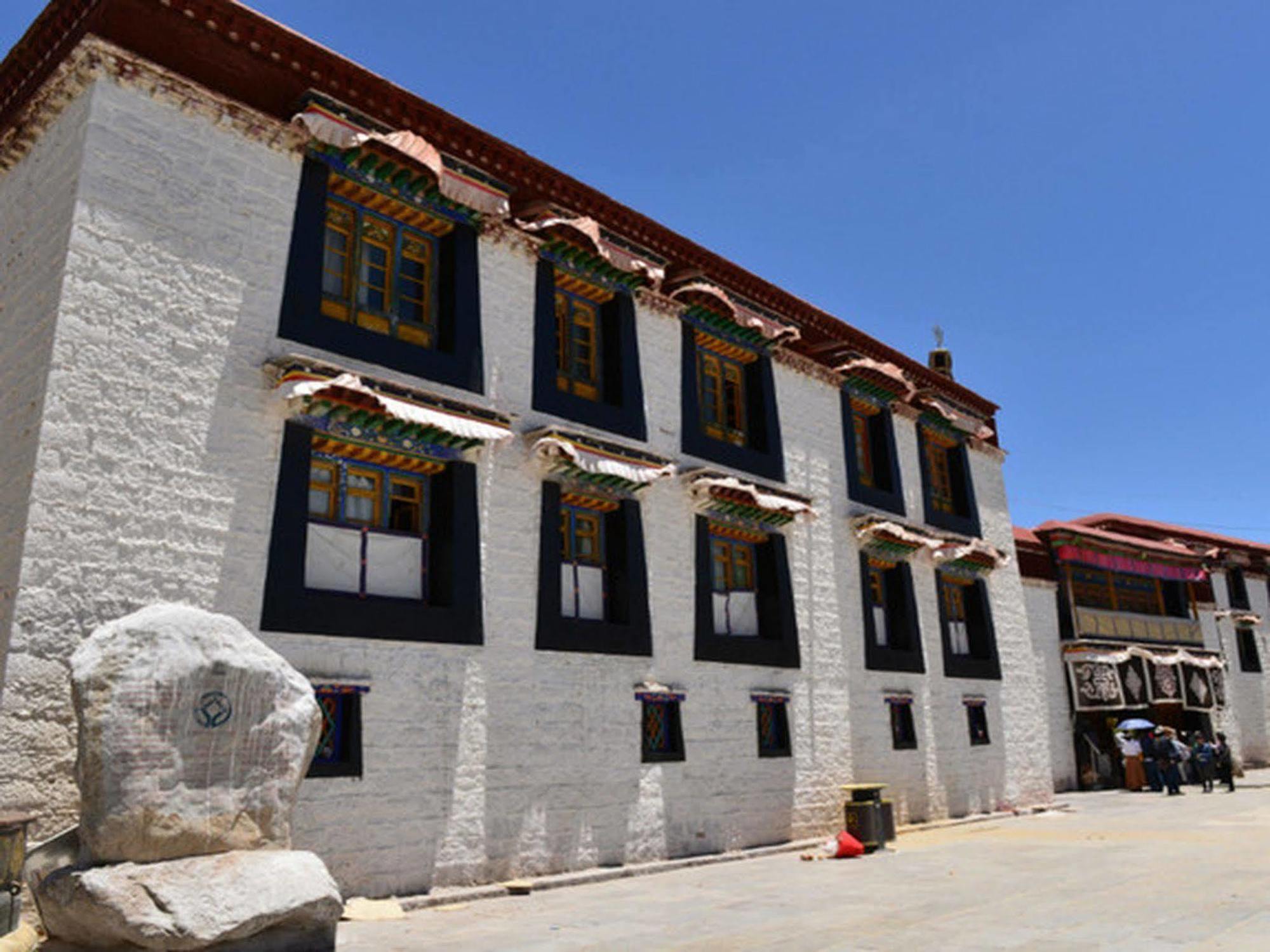 Tashitakge Hotel Lhasa Zewnętrze zdjęcie
